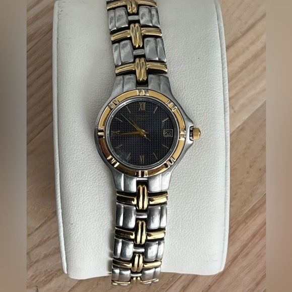 Citizen Elegance Ladies Watch Vintage Two Tone Bracelet Blue Round Dial Date - Picture 3 of 11